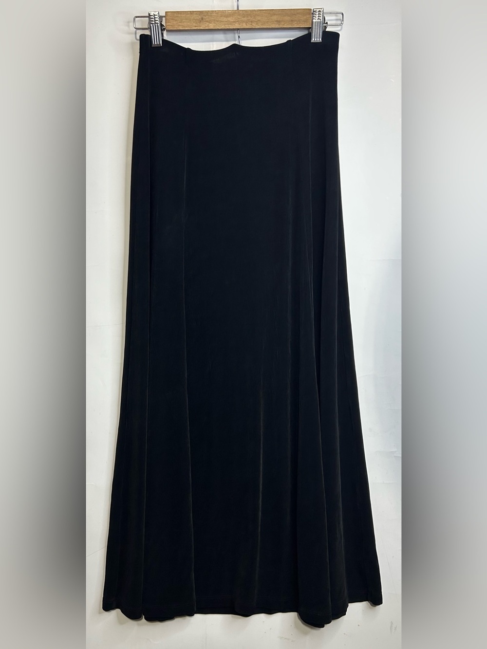 Chico's Travelers Black Slinky Maxi Skirt Size 1 (Medium)